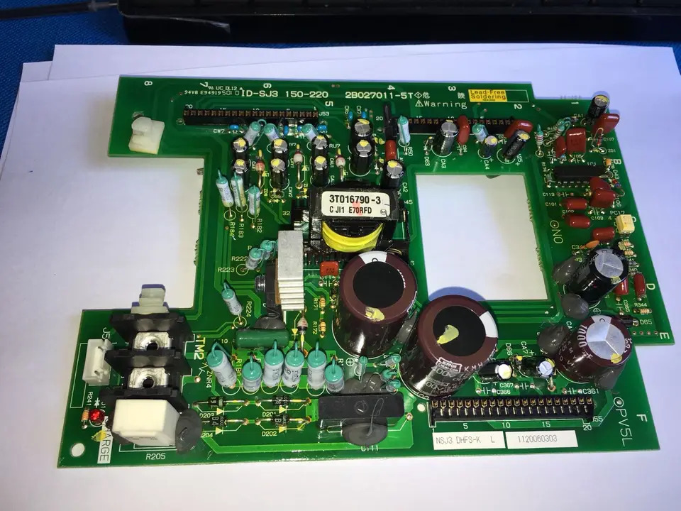 Hitachi 주파수 컨버터 SJ300 시리즈 15/18.5 22KW 파워 보드 ID-SJ3 150-220 2B027011-5