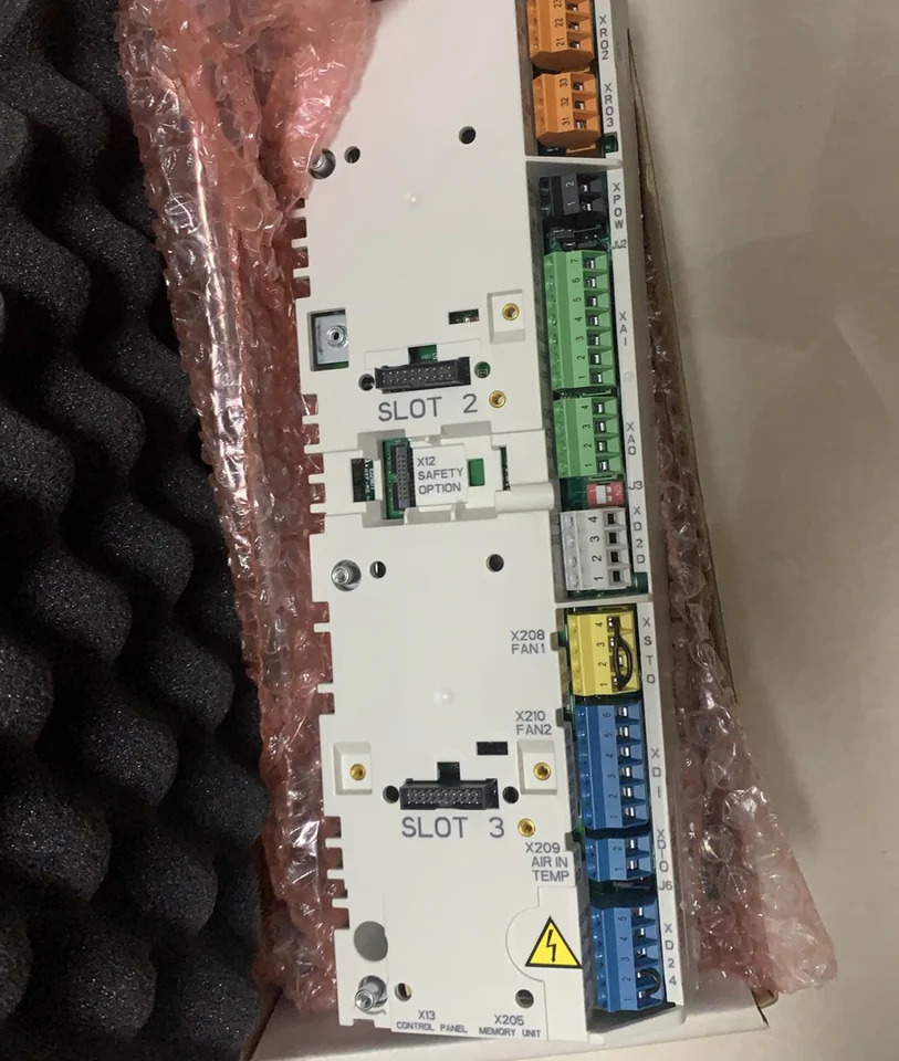 ZCU-14 인버터 I/O 인터페이스 보드 제어 ACS880 3AXD50000005164 A3340400VS
