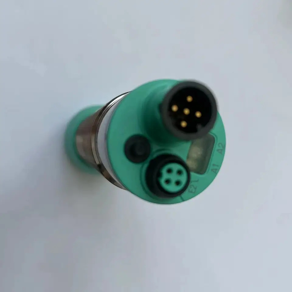 센서 UC4000-30GM호환-IUR2-V15