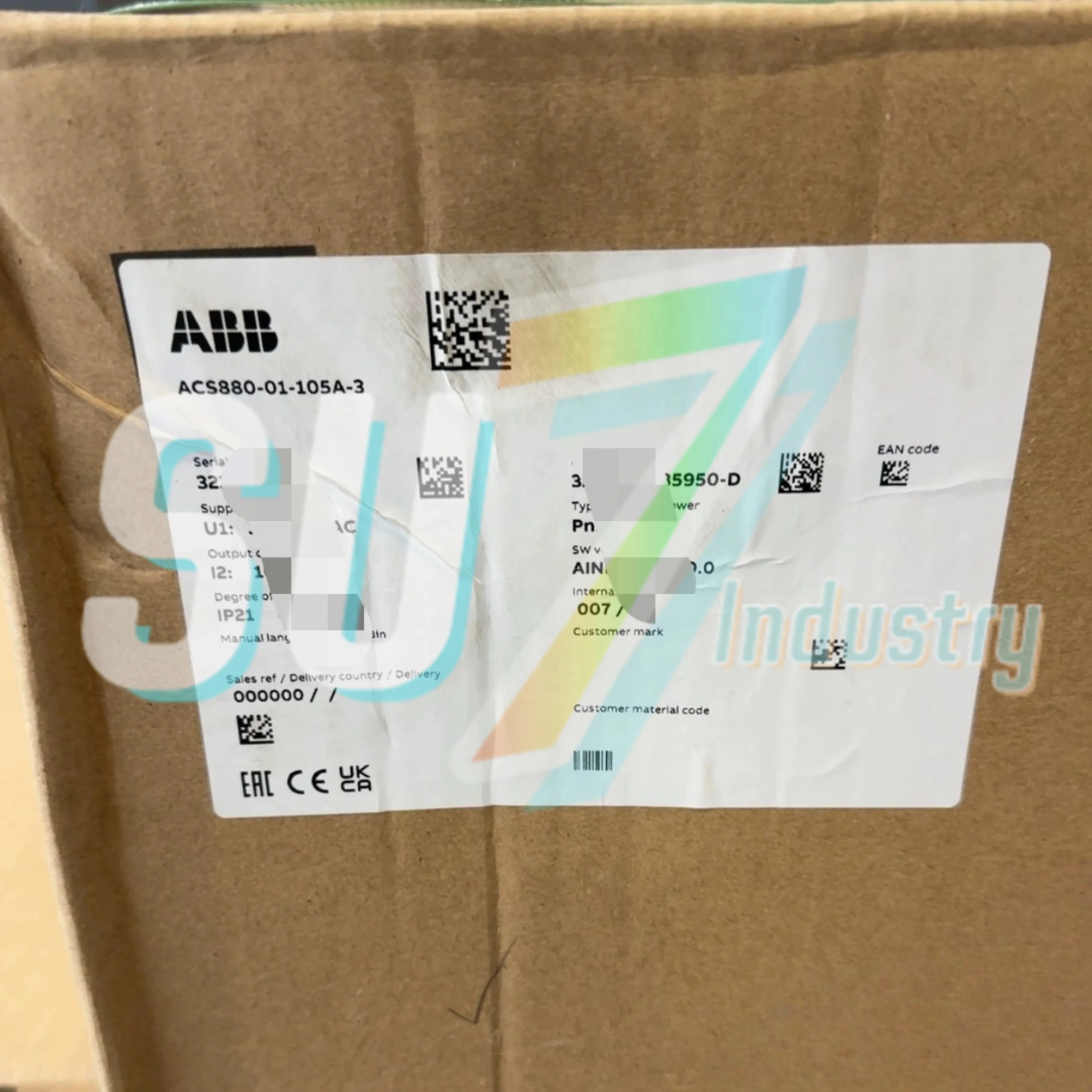 ACS880-01-105A-3 주파수 변환기 원본