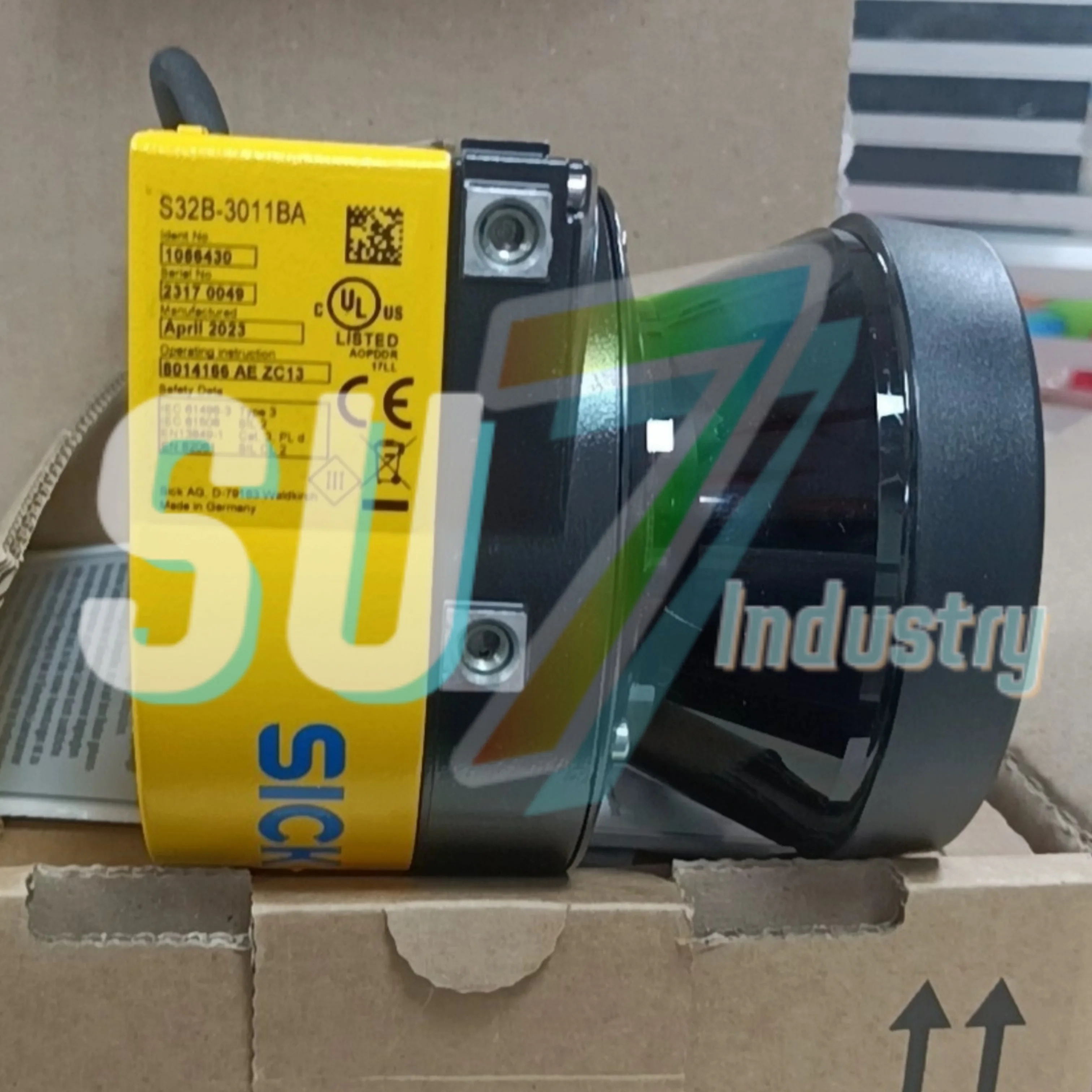 S32B-3011BA 1056430 안전 레이저 스캐너 새 박스 포함