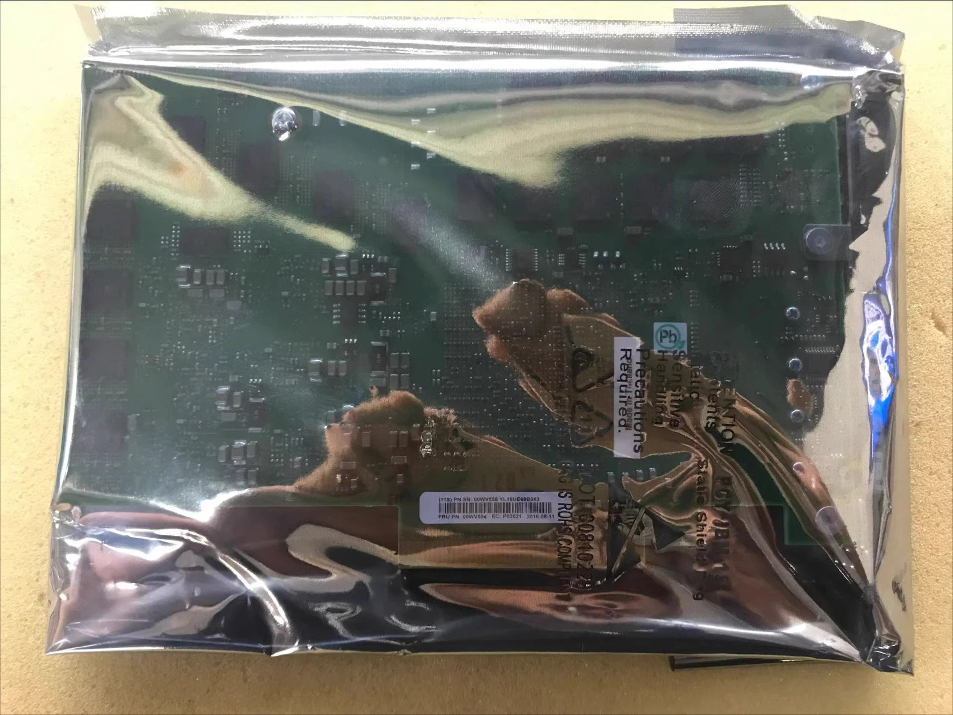 IBM 57CE 00MA053 00AM081 00WV558 00e5904 12Gb 외부 어레이 카드용