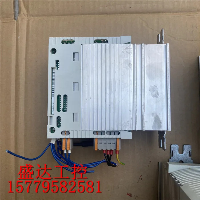 리퍼 렌즈 8200 주파수 변환기 E82EV371-2C 0.37KW 220V