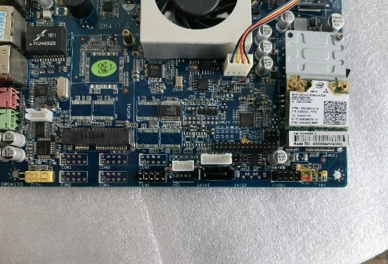 메보드 ZA-4200AC1 I5 대 I5-4200U 광고 기계용
