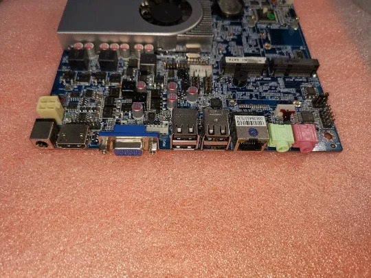 ITX-1037T-2CH 초박형 저전력 소모 고성능 제어 캐셔 광고 POS 기계 메보드 1037U
