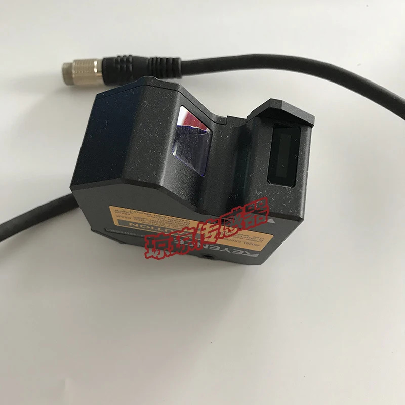 KEYENCE 초고속 레이저 측정기 LJ-G015K 실사