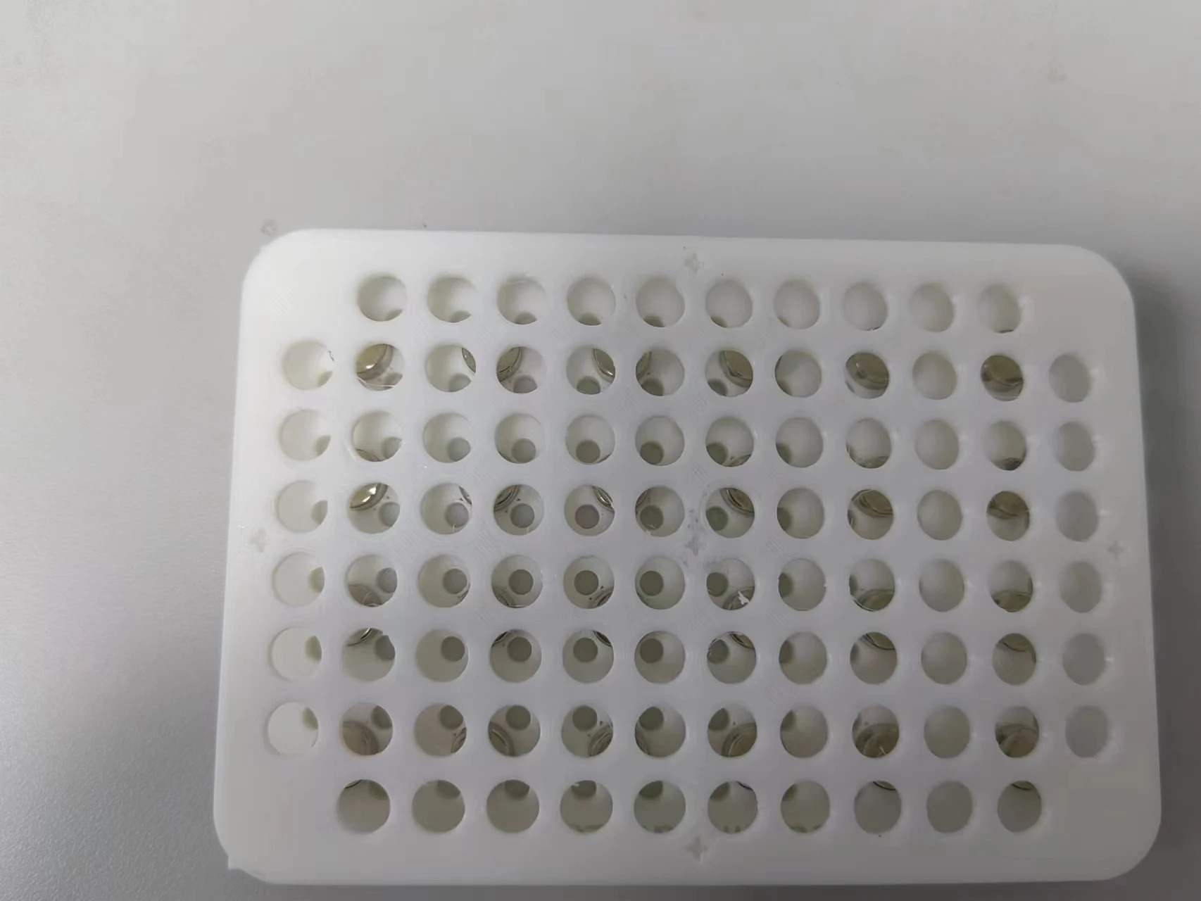 PCR 플레이트 자기 분리 랙 96웰 실험실 특수 슈퍼 마그네틱