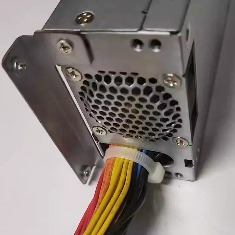 FSP 그라우트전원공급장치 500W 1U 150mm x 81.5mm 40.5mm FSP500-50FDB