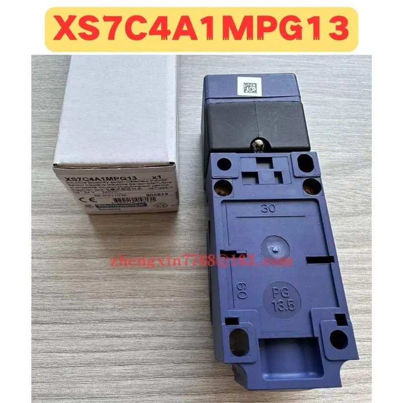 오리지널 센서 XS7C4A1MPG13 신