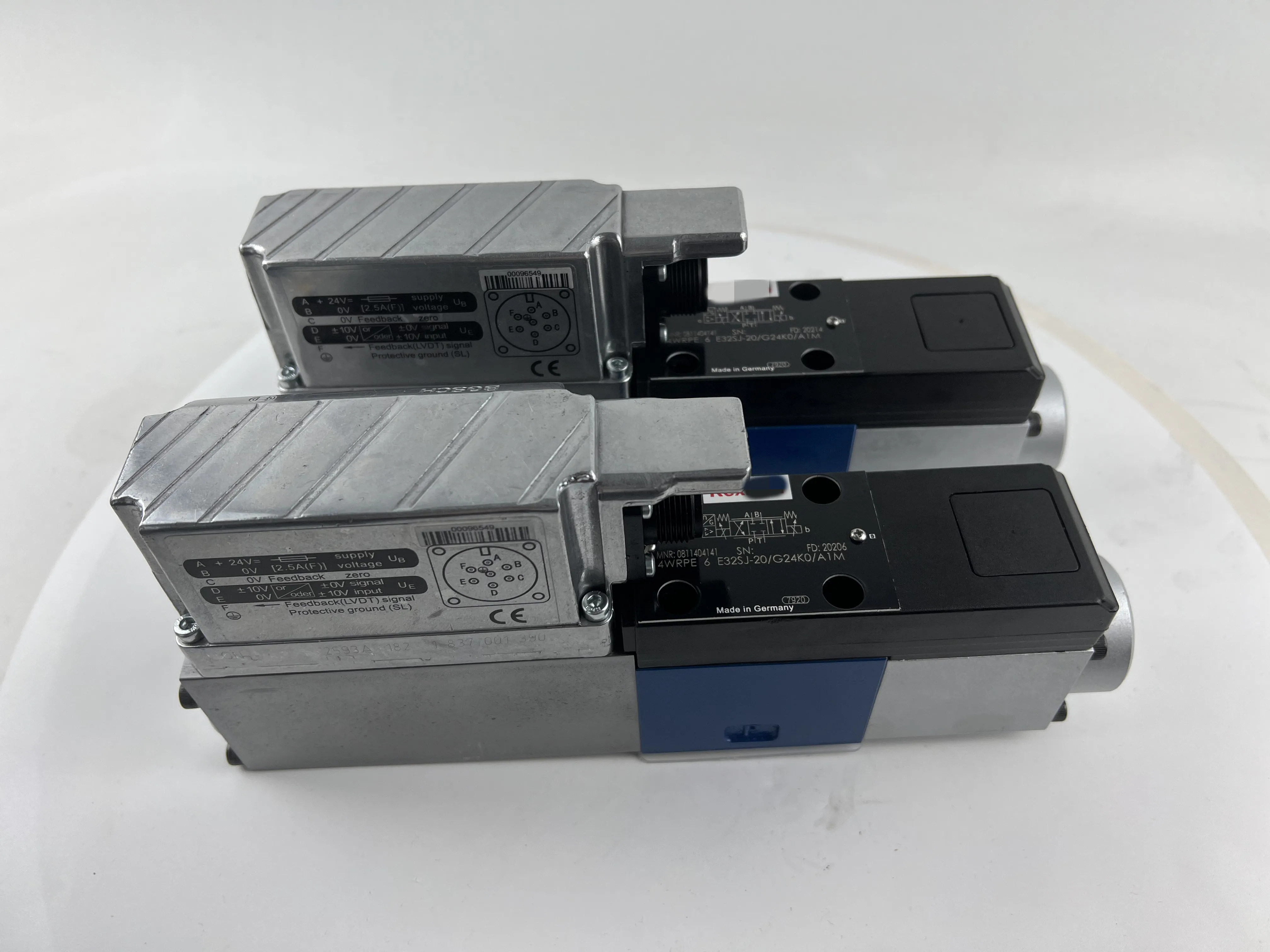 유압 고응답 비례 방향 밸브 4WRPEH 4WRPEH10 4WRPEH10C B100L-2X/G24K0/A1M