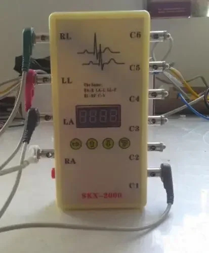 SKX-2000C ECG 시뮬레이터 신호 발생기 10-200bpm 전원공급장치