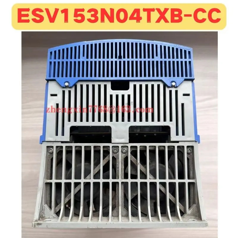 리퍼 주파수 변환기 ESV153N04TXB-CC ESV153N04TXB CC 정상 기능 완료