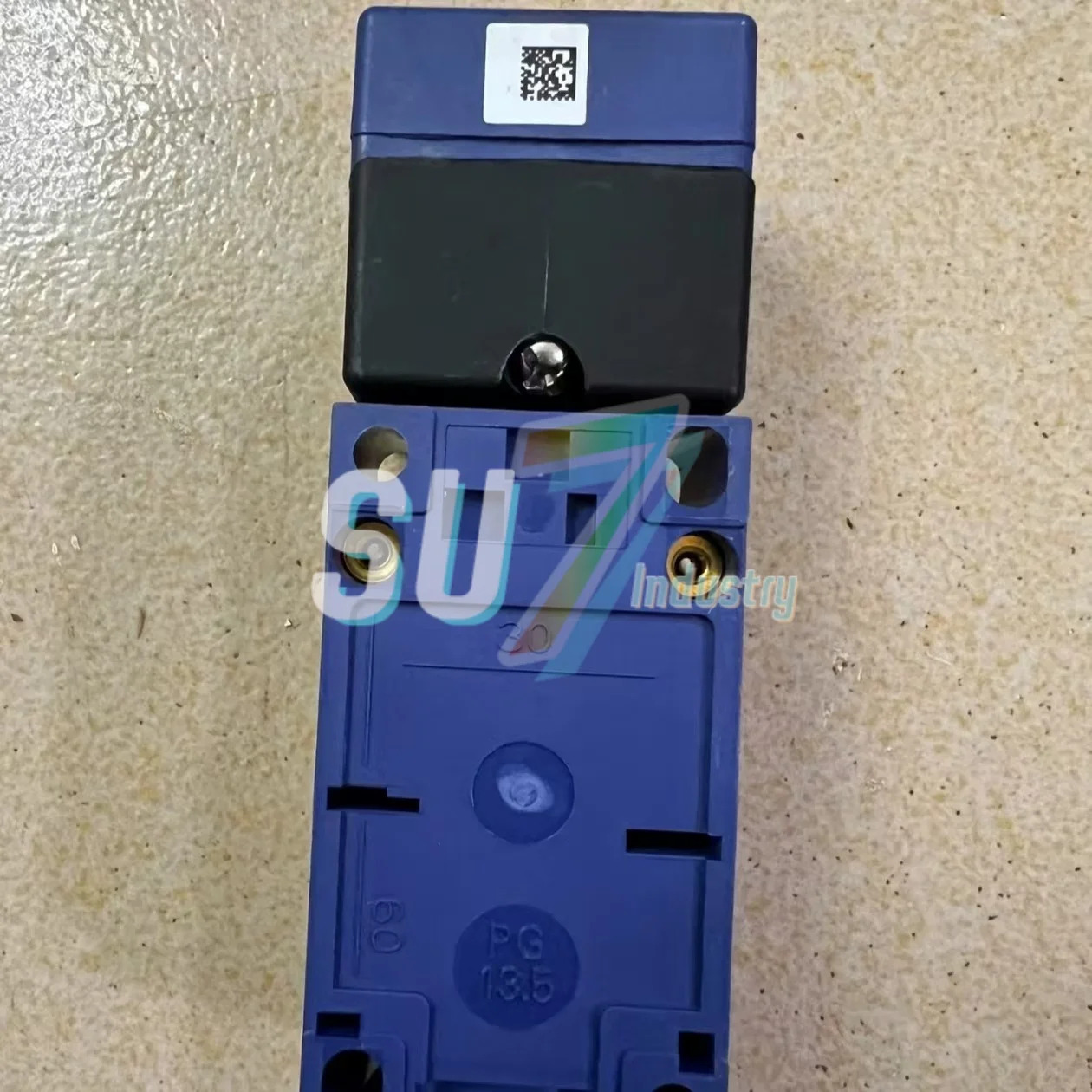 XS7C4A1MPG13 스위치 원본