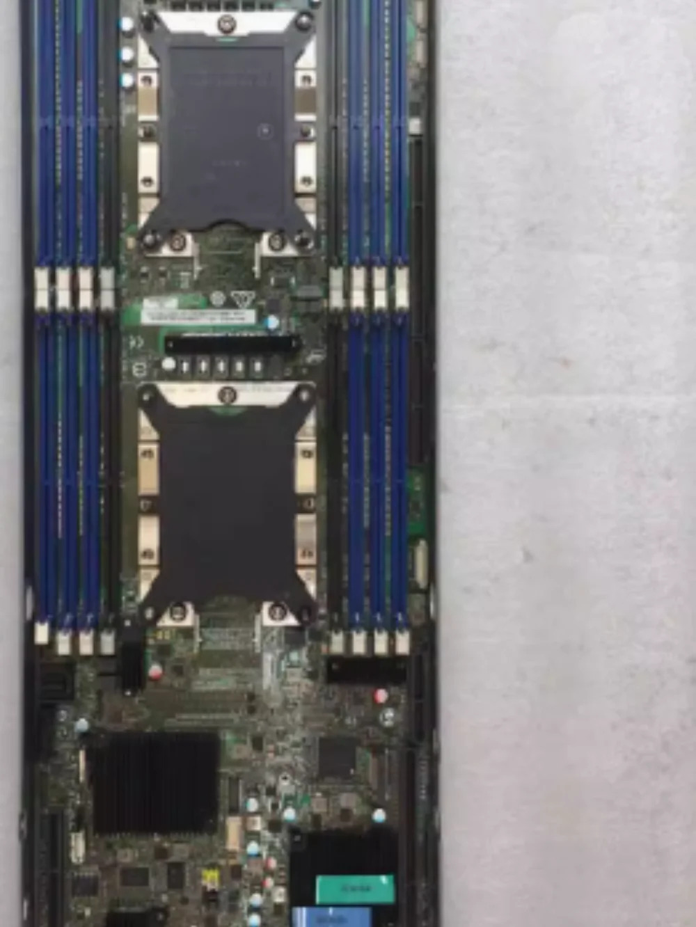 S2600BP 3647 LGA 핀 듀얼 DDR4 서버 마더보드
