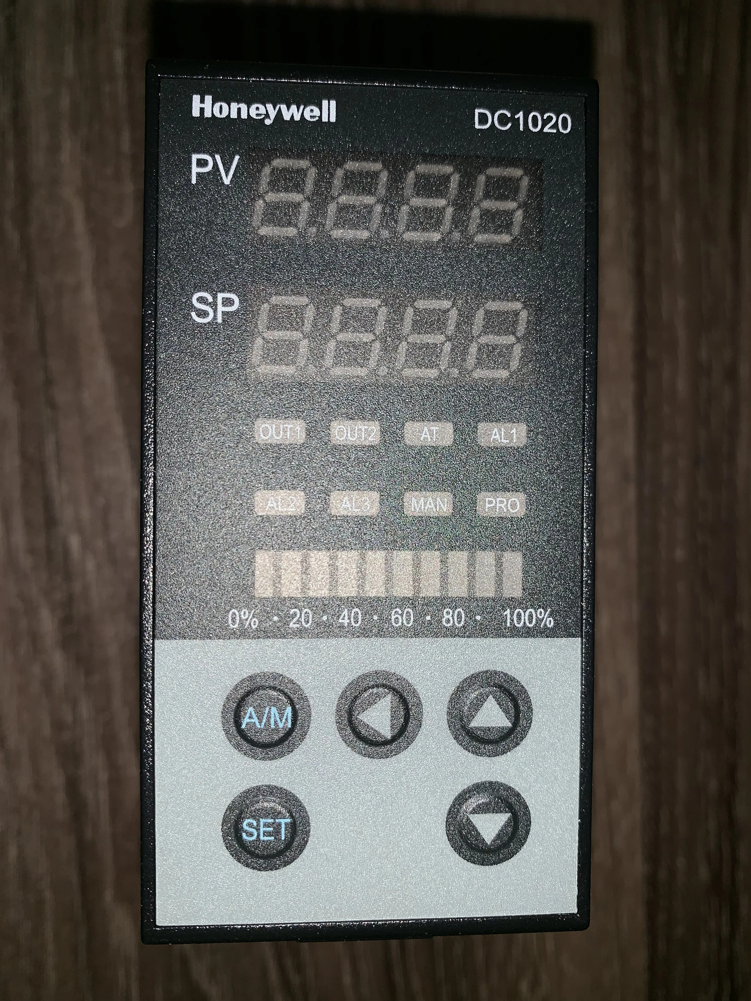 오리지널 온도 컨트롤러 DC1020CR- 301000 -E