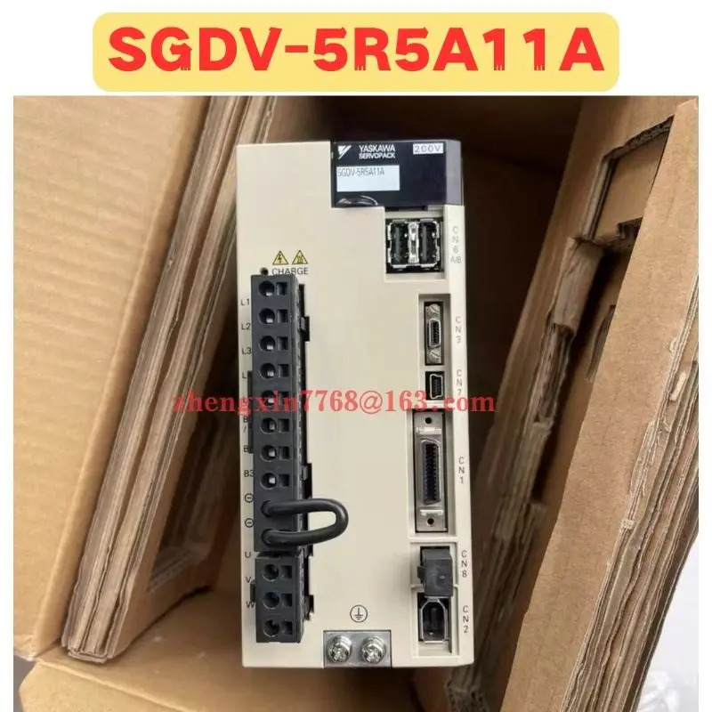 SGDV-5R5A11A SGDV 5R5A11A 서보 드라이브 신