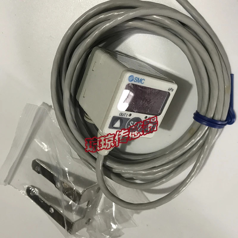 SMC 디지털 압력 스위치 센서 ZSE40F-C6-30L-M C6-30L C6-30 C6-30-M