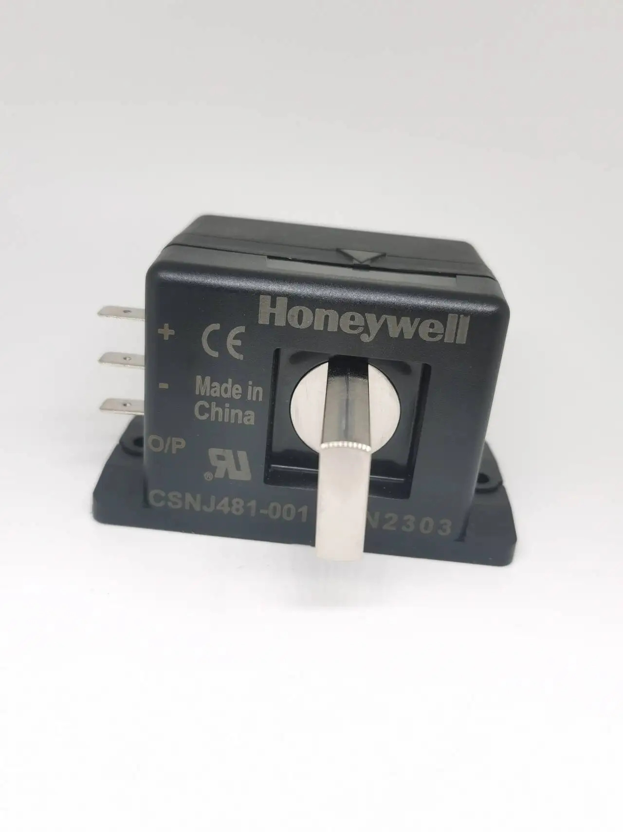 CSNJ481-001 Honeywell 보드 장착 전류센서 /-600 A /-0.5 % 루프 선형