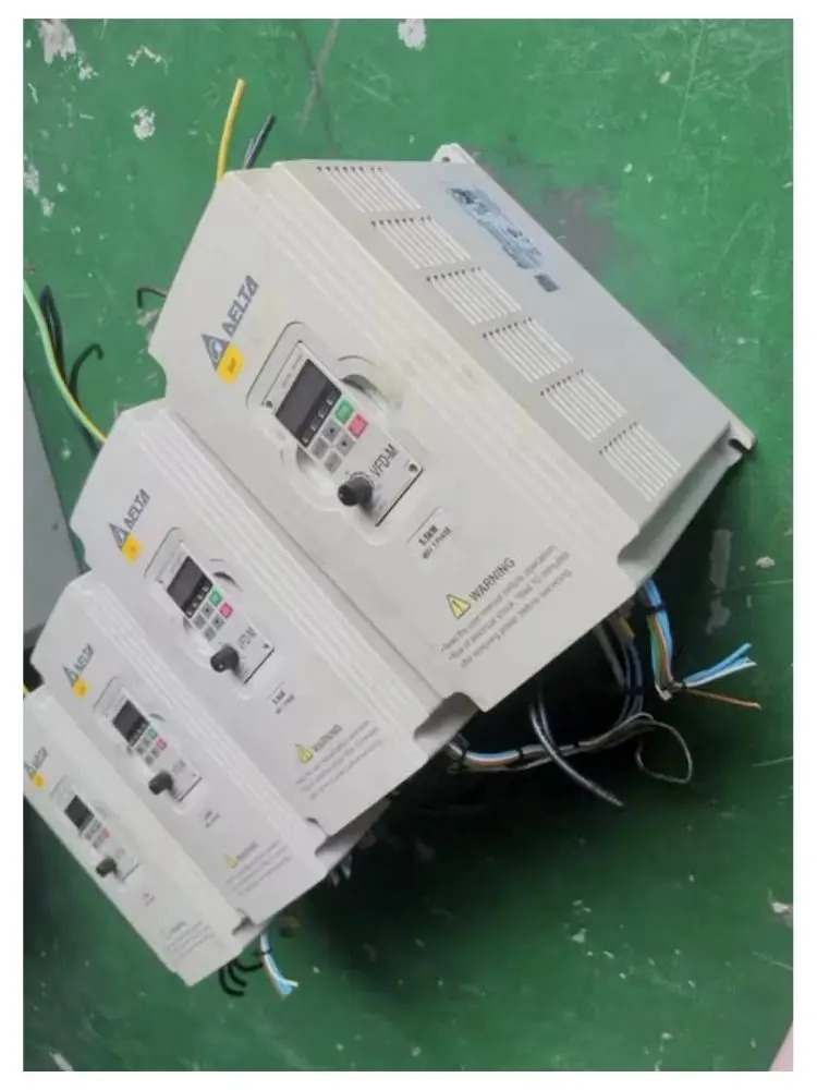 리퍼 VFD037M43A 인버터 OK