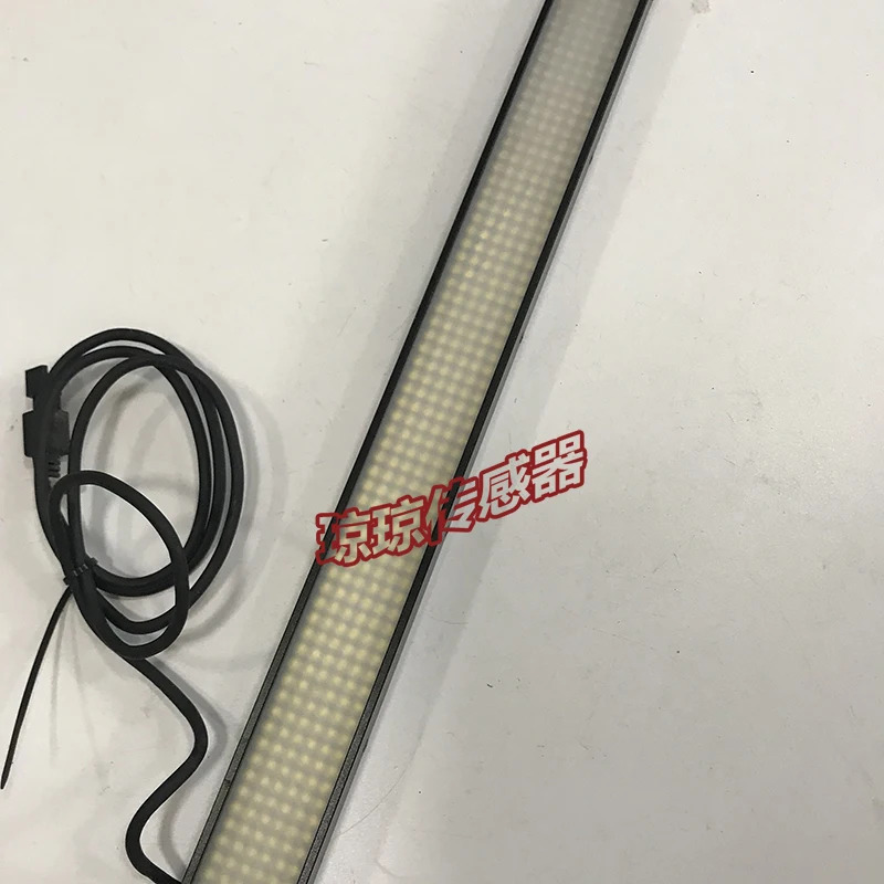 OPT-LXT3233031-W OPT 머신 비전 스트립 광원