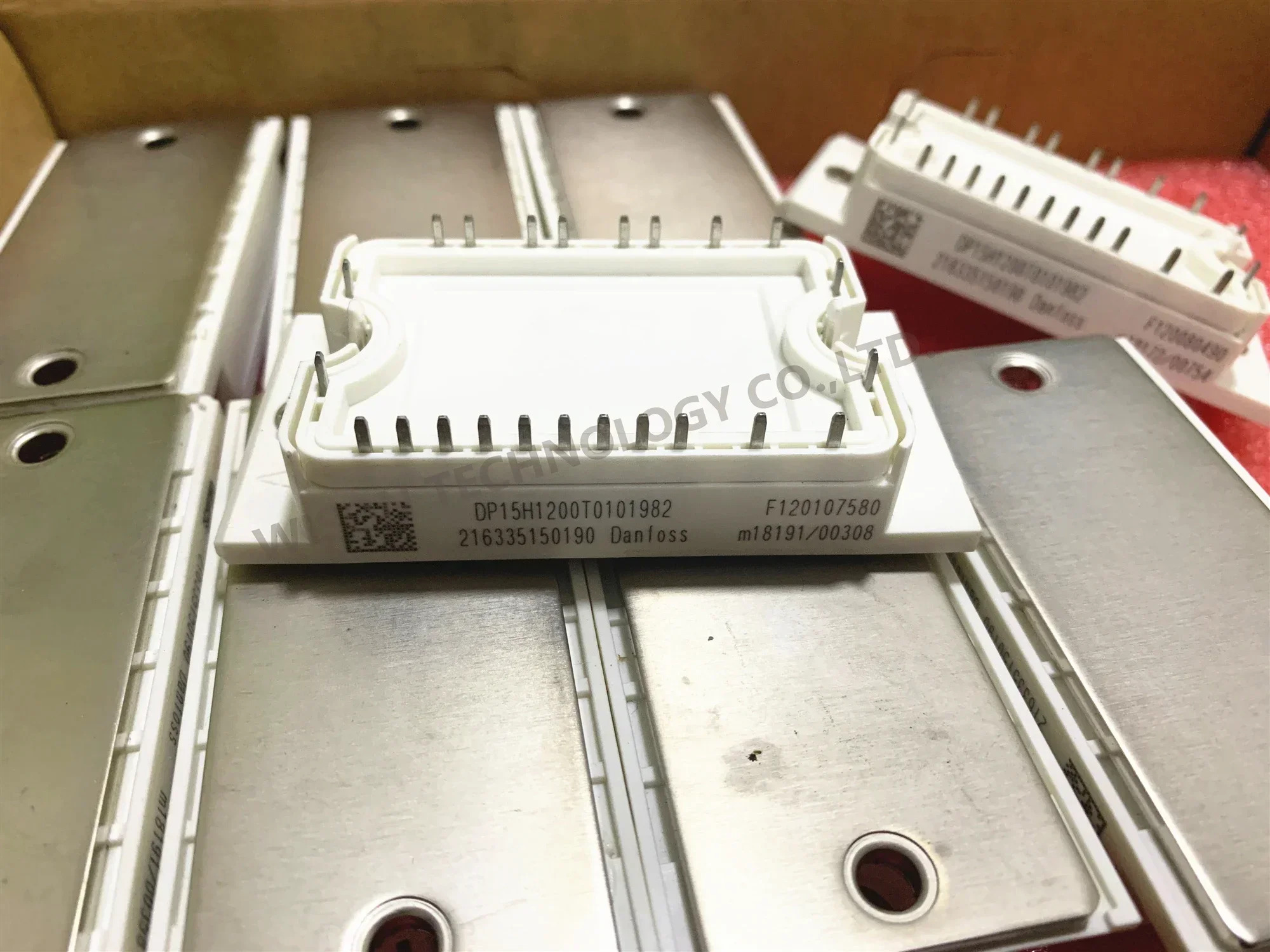 DP15H1200T 0101982  DP15H1200TO 101982
