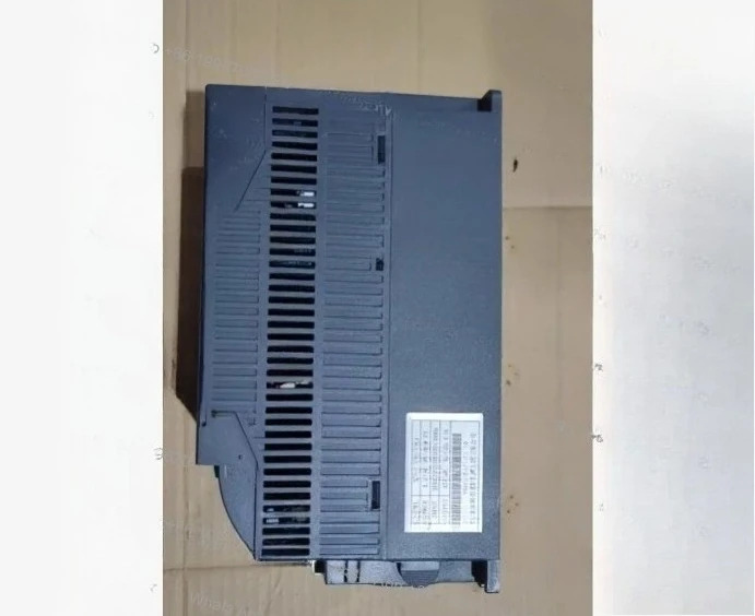 주파수 변환기 380V-4kw 리퍼 기능은 정상