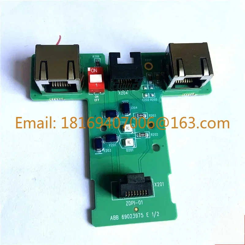 ZDPI-01은 인버터 ACS880 시리즈 제어판 패널 트레이 어댑터 변환 보드