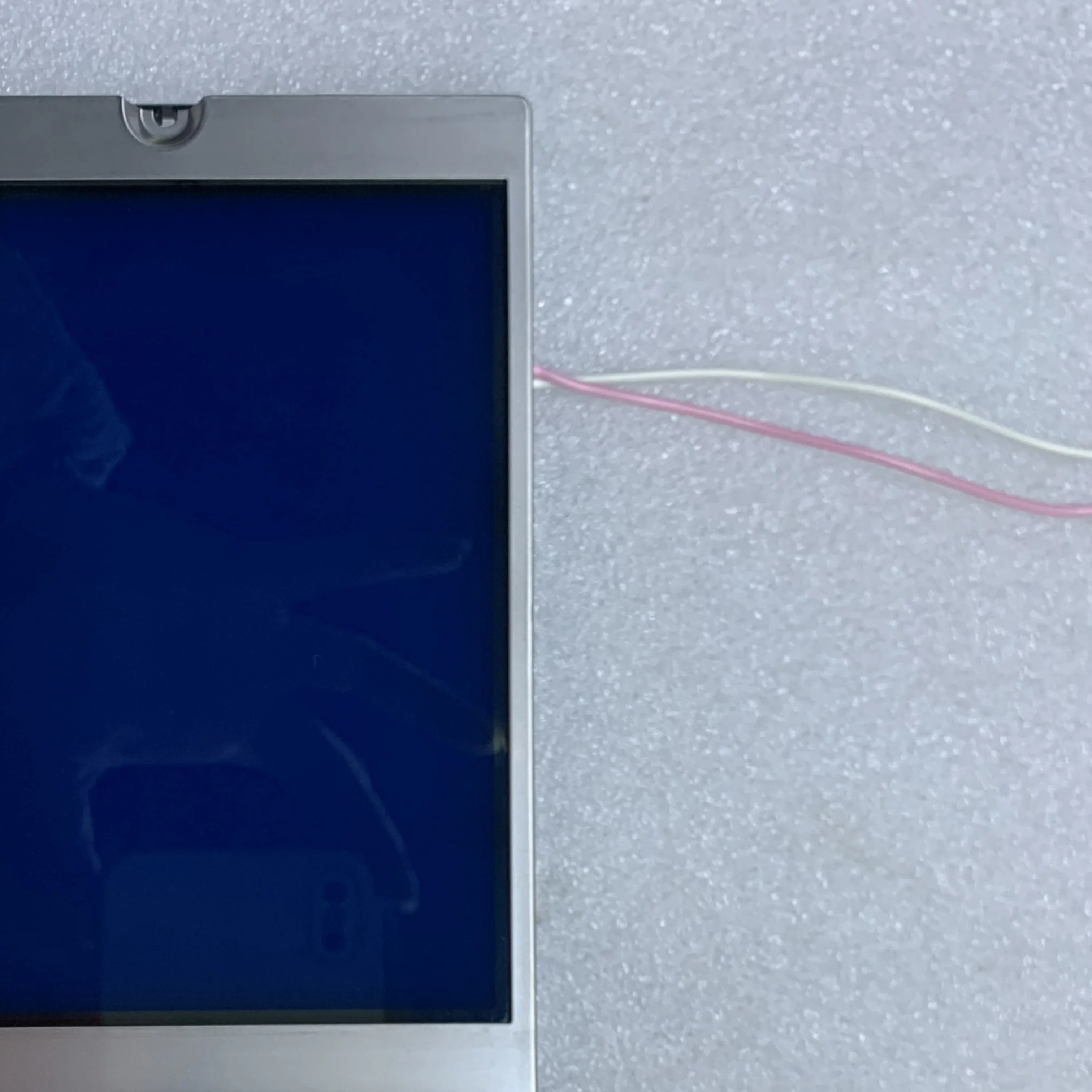 KG057QV1CA-G000 5.7인치 산업LCD 디스플레이 화면