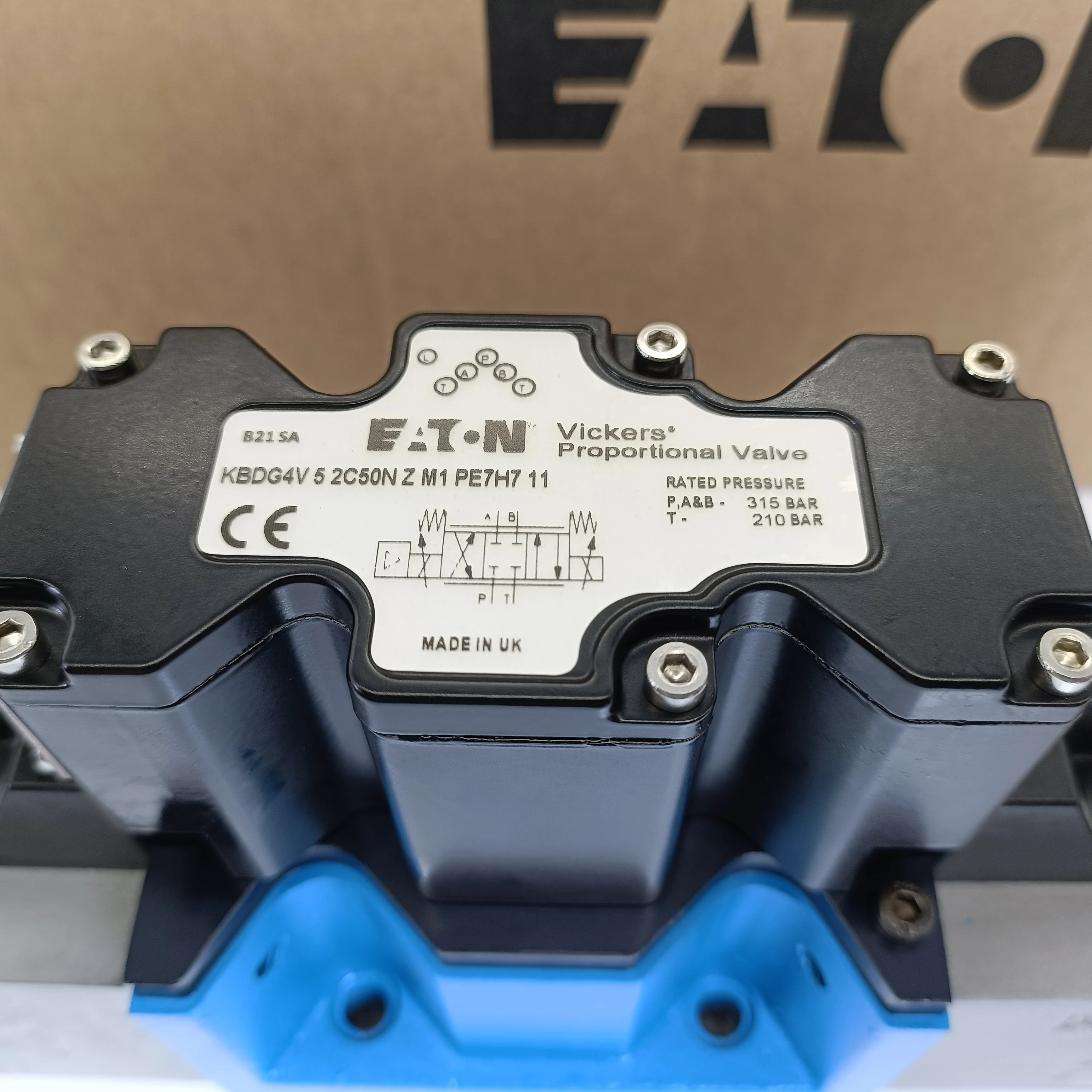 KBFDG4V-5-2C50N-Z-M1-PE7-H7-11 비례 제어 밸브 KBFDG5V-8-33C375N250-X-M2-PE7-H1-11