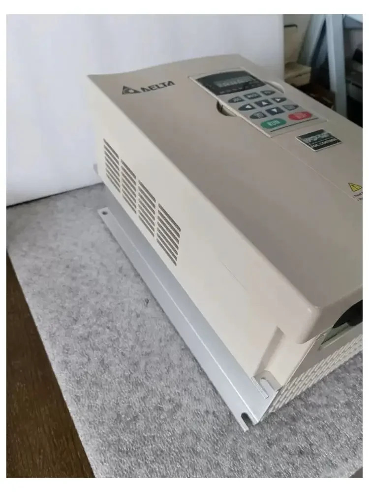 리퍼 VFD110V43B-2 인버터 OK