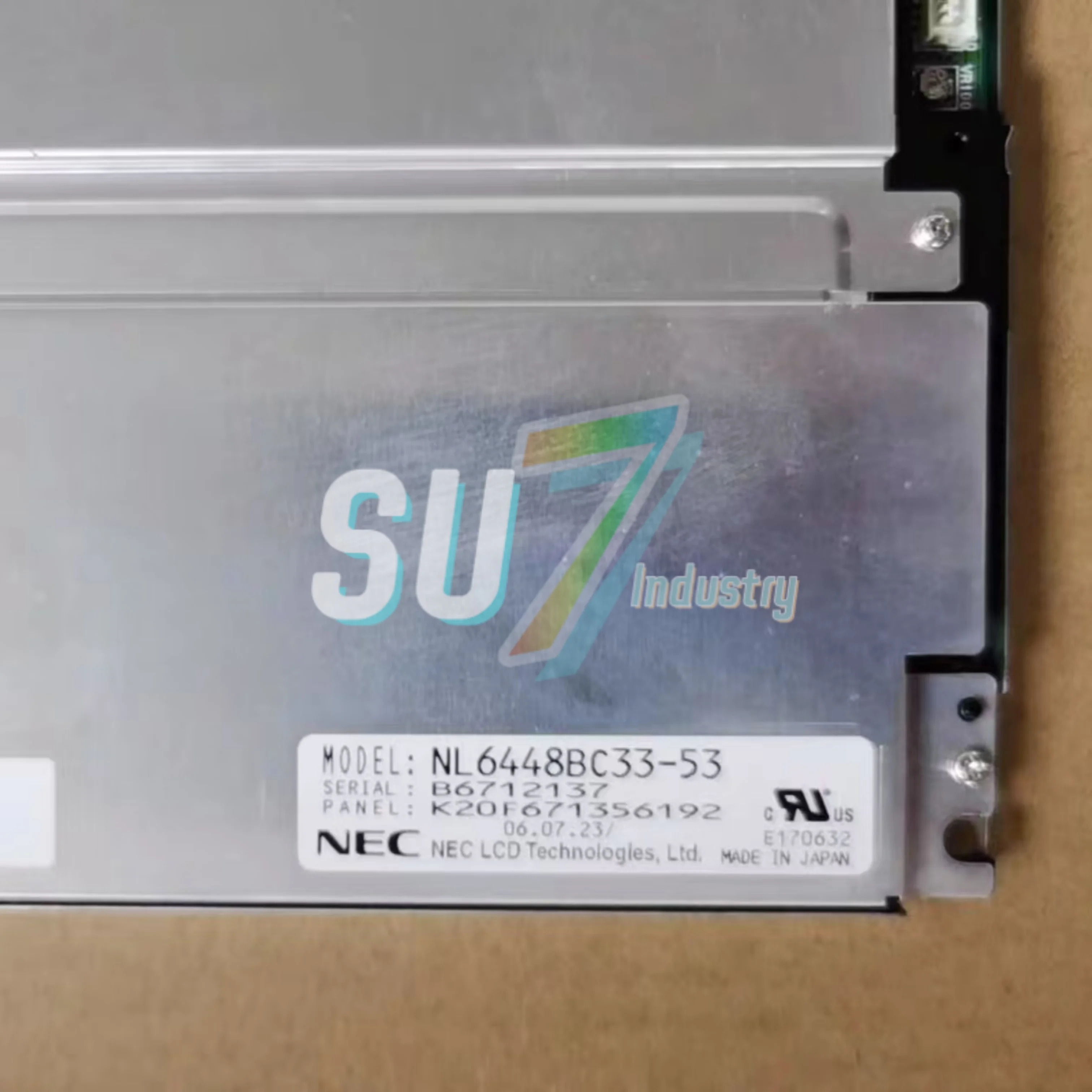 새 TFT-LCD 패널 NL6448BC33 NL6448BC20-20 NL6448BC39D NL8048BC24-09D