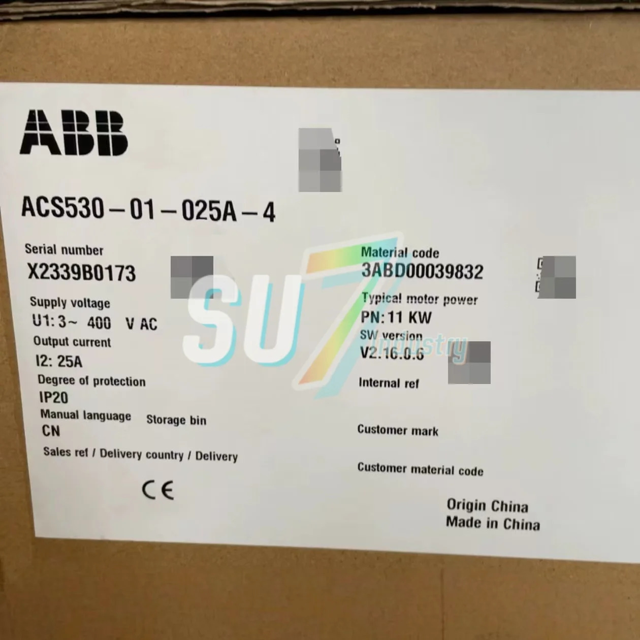 ACS530-01-017A-4 ACS530-01-025A-4 주파수 변환기 원본