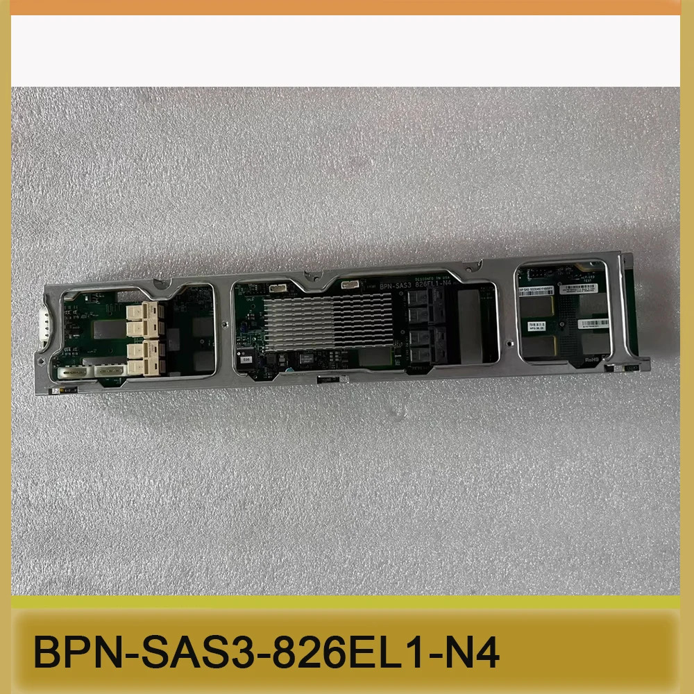 3.5인치 12 백플레확장 백플레BPN-SAS3-826EL1-N4