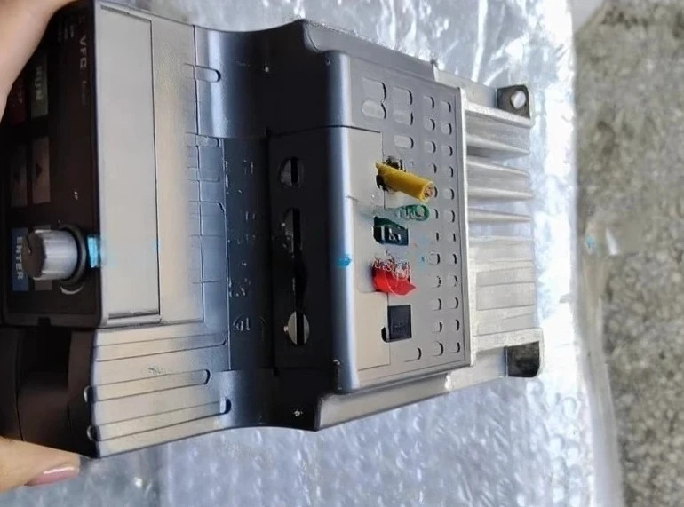 리퍼 인버터 VFD022E43A-BA