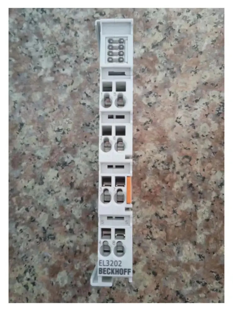 EK9300 EL3202