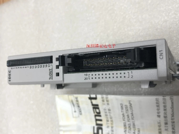 오리지널 일본 PLC 출력 모듈 FC4A-T16K3 포장 공급
