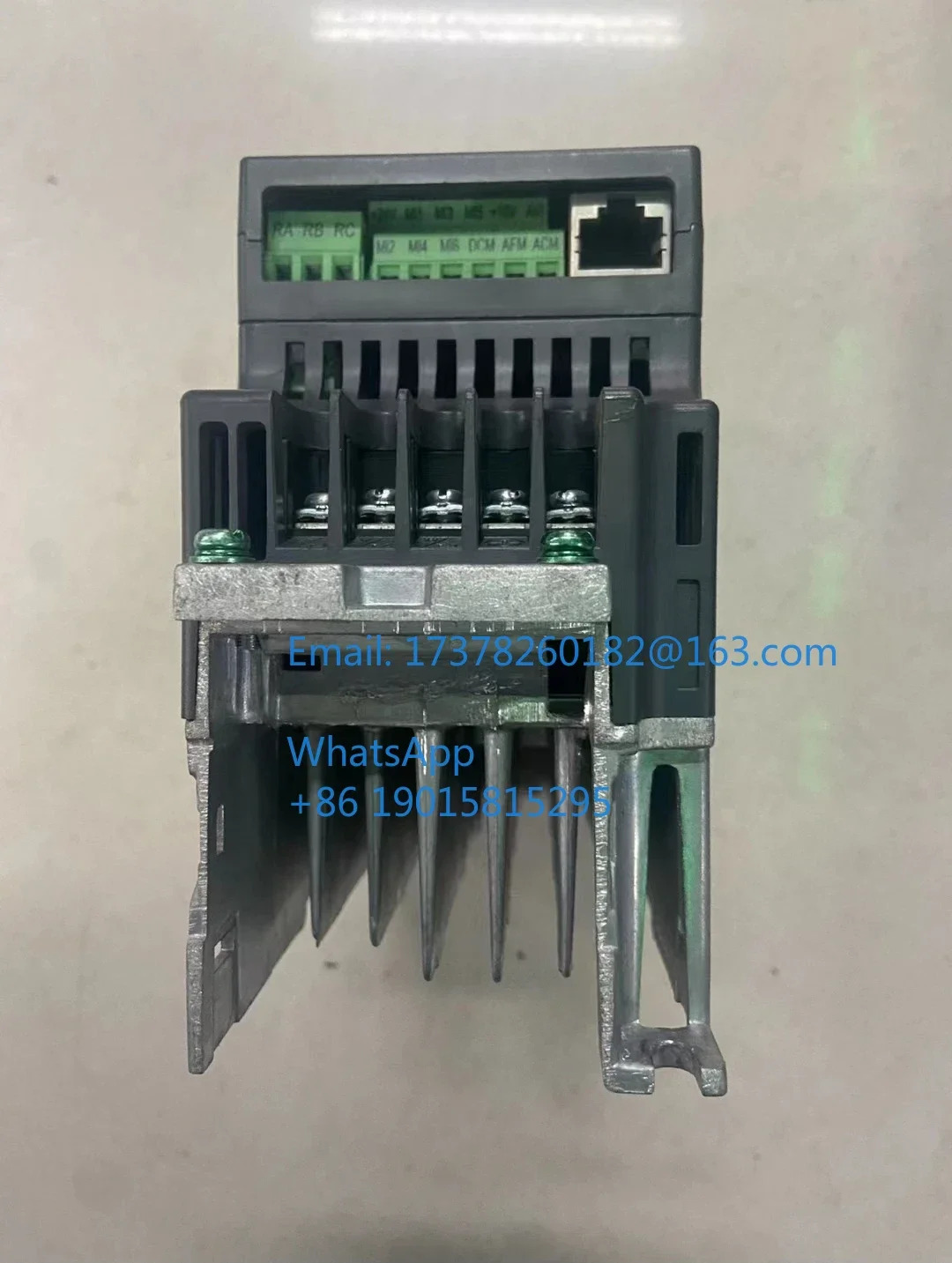 VFD022EL21A 리퍼 델타 인버터 2.2kW/3hp호환 작동 기능 OK