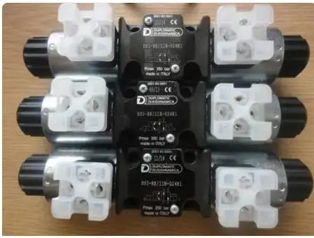 DUPLOMATiC 솔레노이드 유압 밸브 DS3-S1 11V-D24K7 W7 DS3-S10 11N-SD24K1