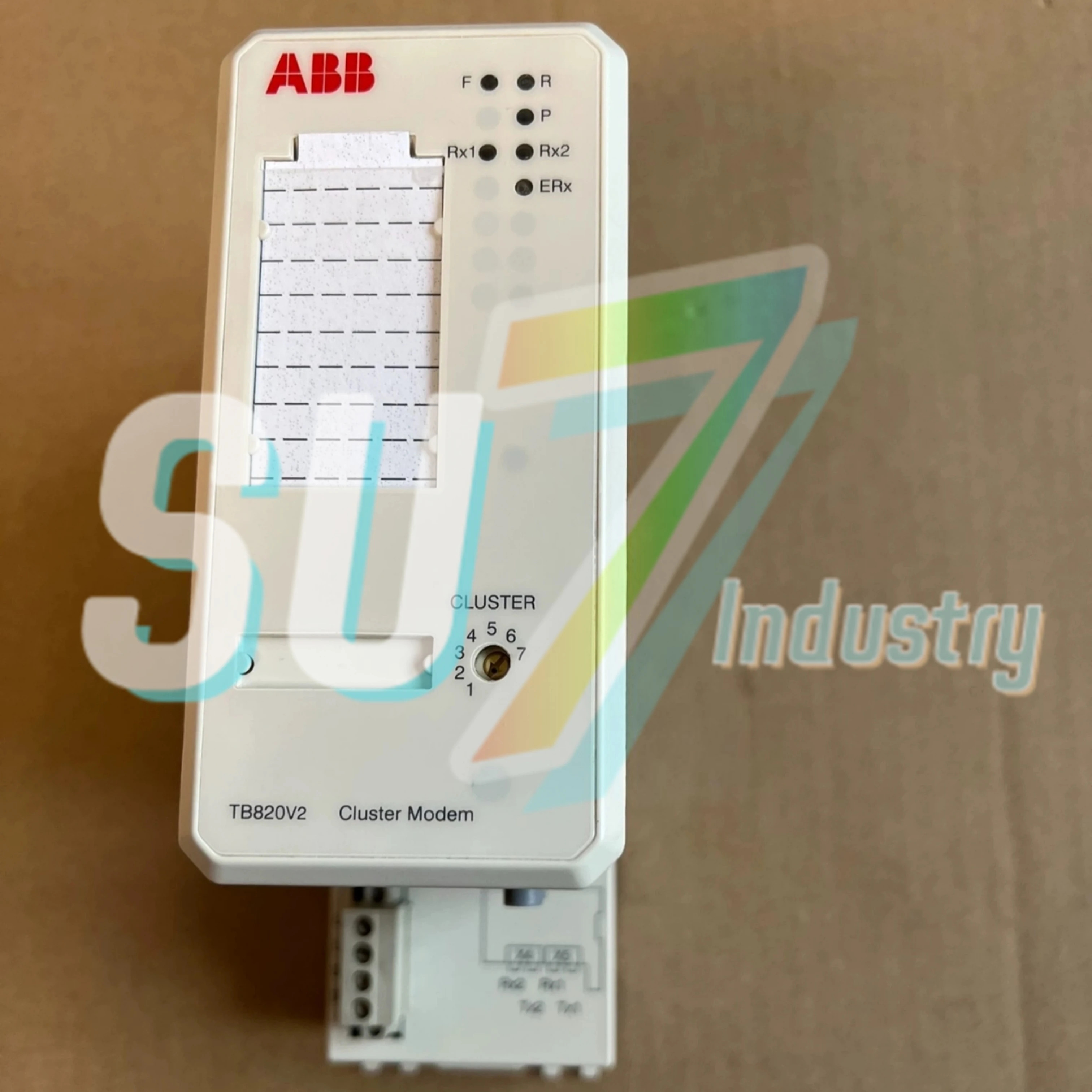 오리지널 PLC 모듈 DX571 1TNE968902R2302 RLM01 3BDZ000398R1 SB822 3BSE018172R1 TB820V2 3BSE013208R1 TB840