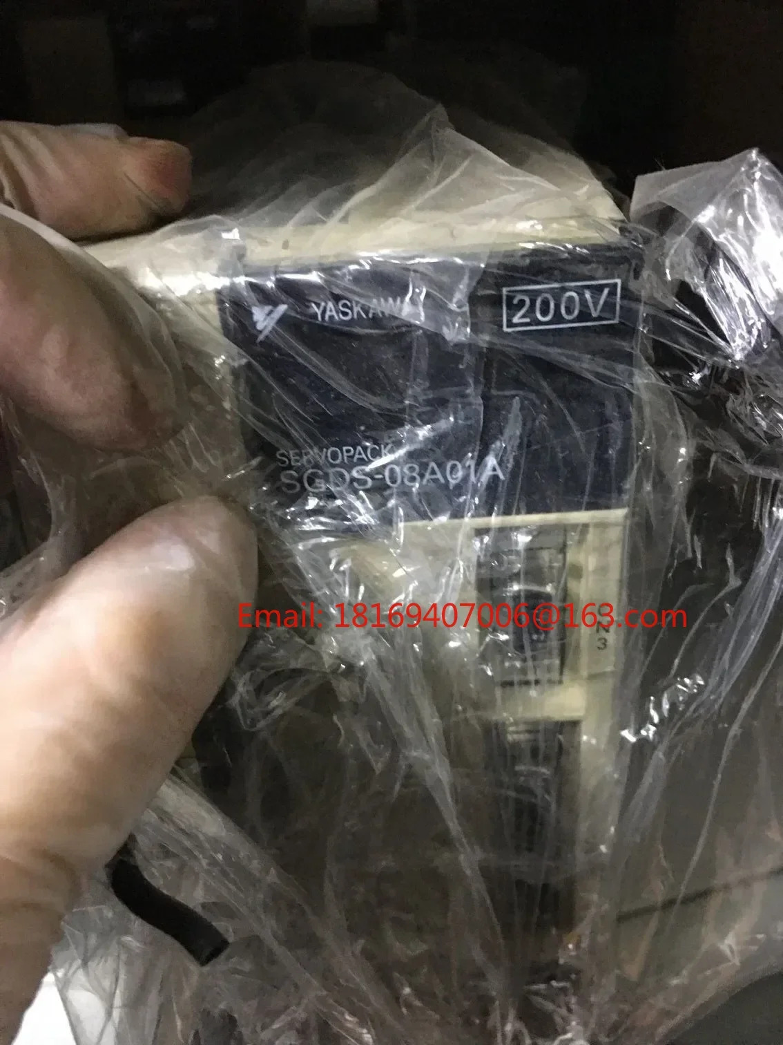 오리지널 Yaskawa 서보 드라이버 SGDS-08A01