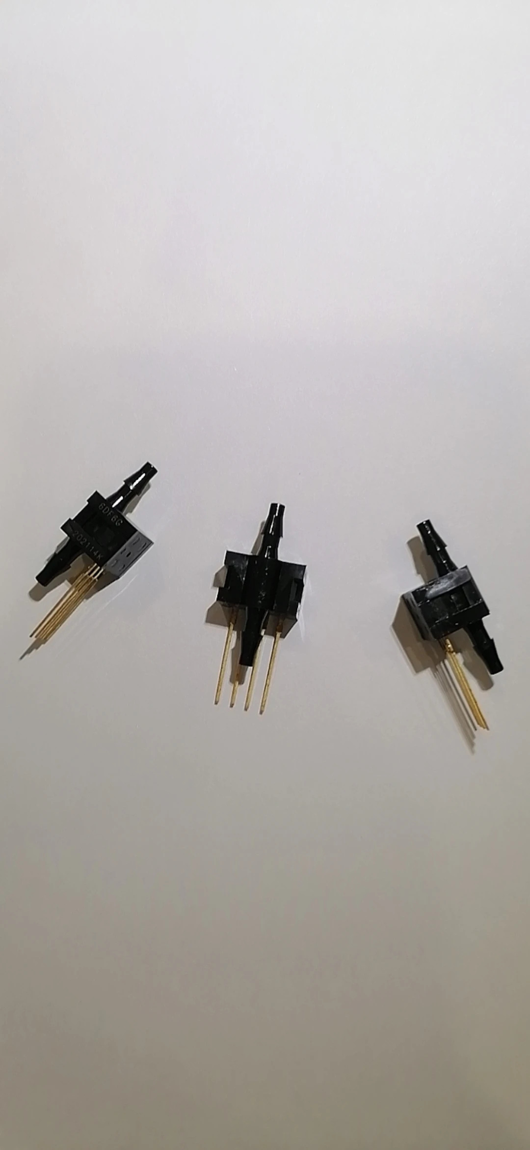 HONEYWELL 26PCDFG6G 보상/비증폭 30psi 압력 범위 불소실리콘 씰 소형 유량 통과 포트