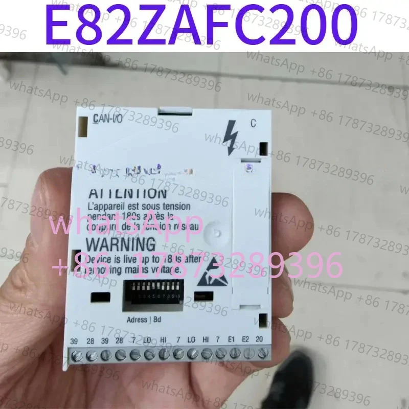 리퍼 E82ZAFC200 IO 모듈 주파수 변환기 배선 터미널 인터페이스