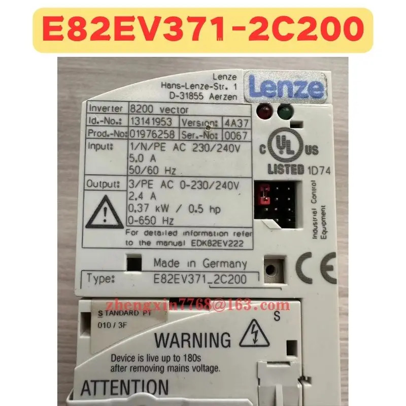 리퍼 주파수 변환기 E82EV371-2C200 정상 기능 완료 E82EV371 2C200