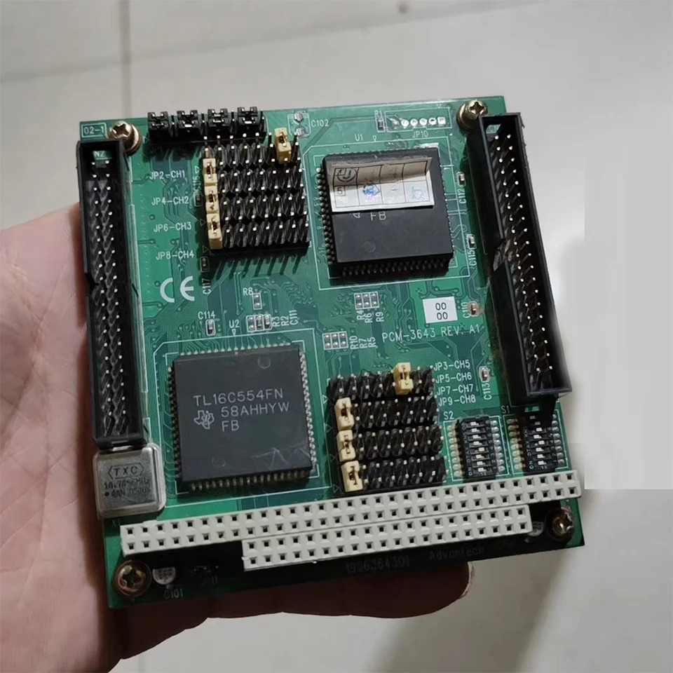 Advantech 직렬 포트 카드 확장 통신 모듈 RS232 PC104 4 PCM-3643 REV A1