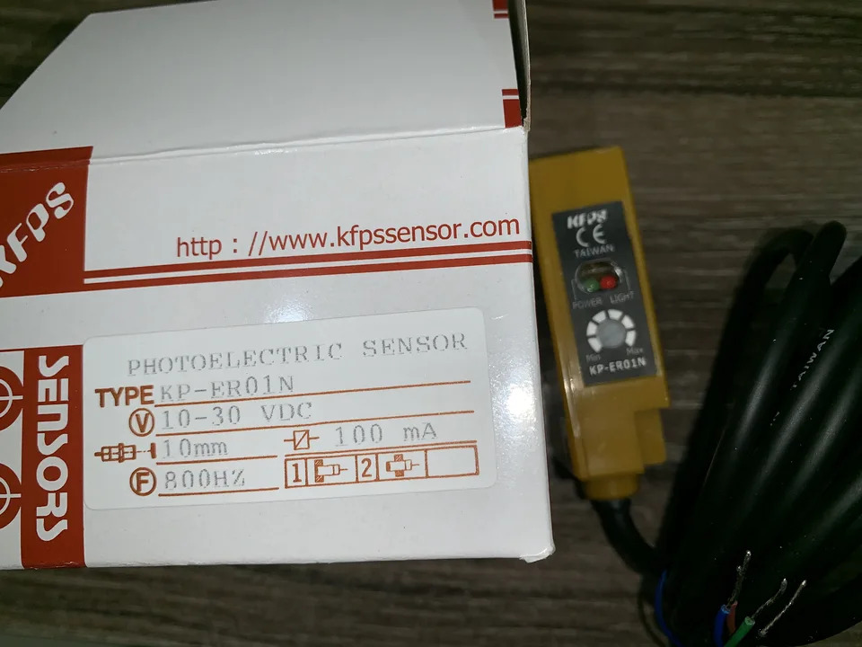 KP-ER01N 대만 KFPS 광전센서 10-30VDC 신