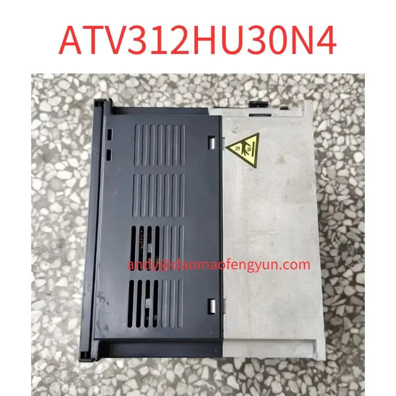 리퍼 주파수 변환기 ATV312HU30N4 OK