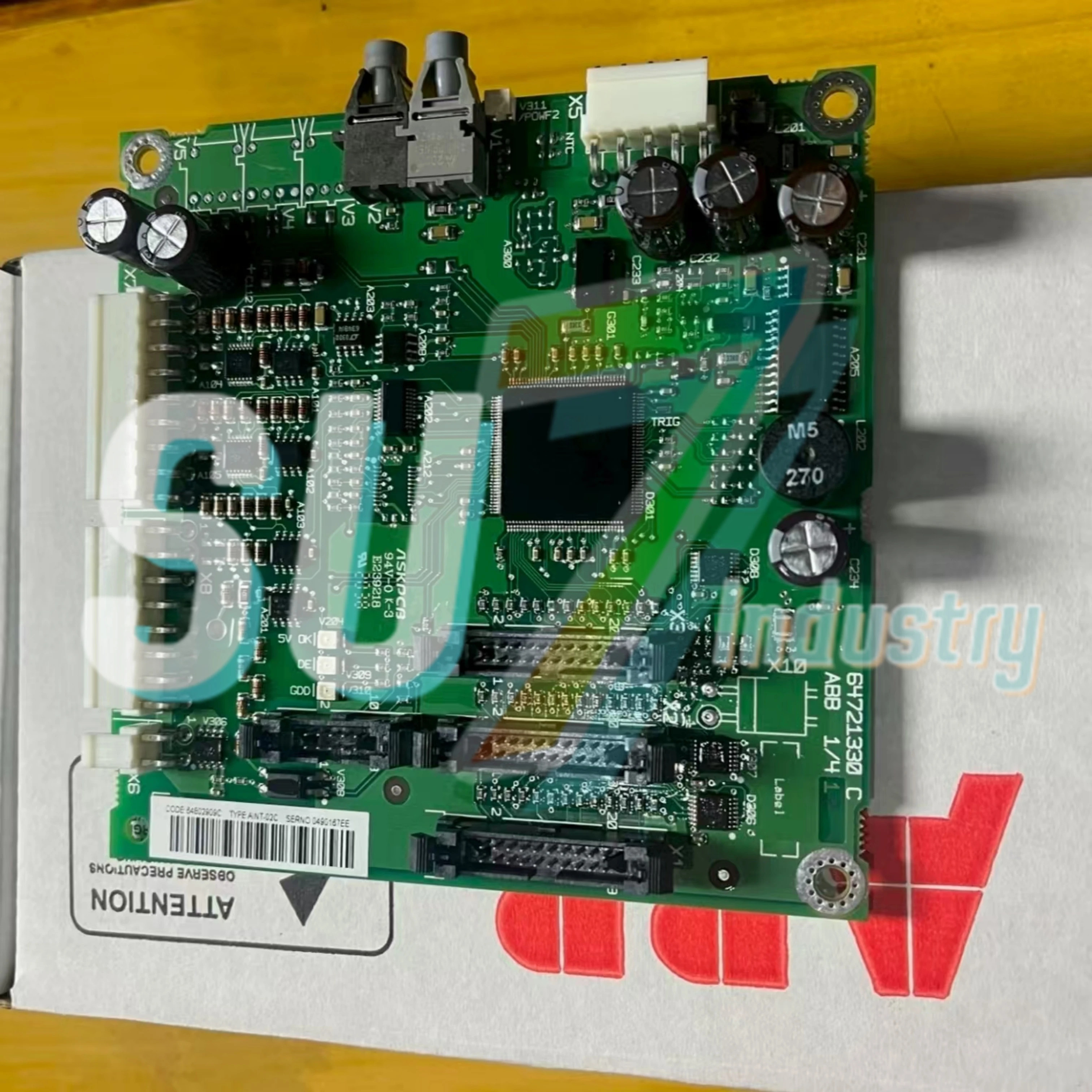 인버터 액세서리 새 NDCU-33CX 3AUA0000052751 AINT-02C 68257867 AINT-14C 3AFE68685826 CINT-01C 3AFE68989841