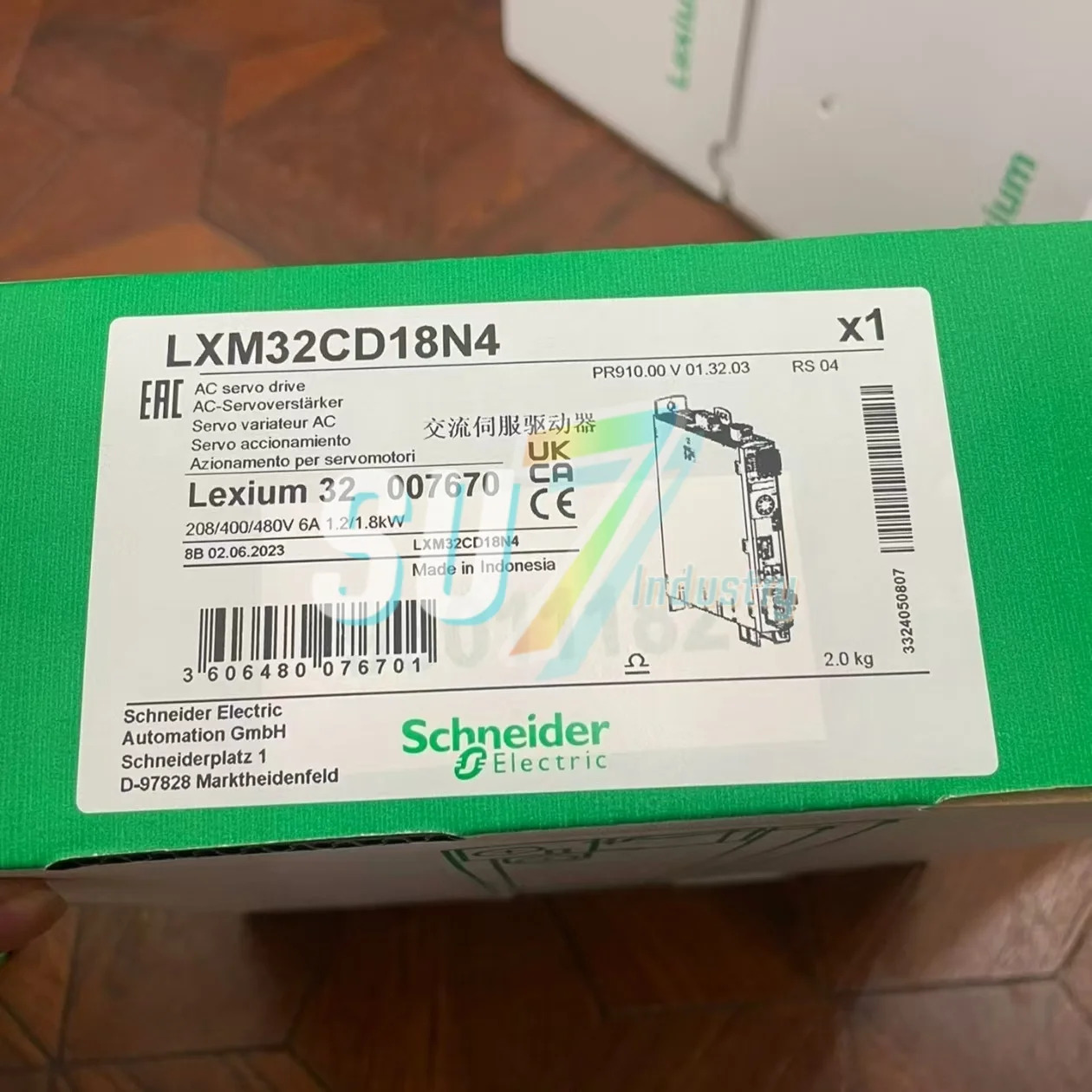 서보 드라이버 LXM28AU20M3X LXM32CD18N4 원본