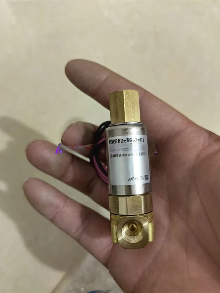 SMC 오리지널 솔레노이드 밸브 VDW250-4G/5G-1/2-01/M5/A/B/G/H/J/L-X23-