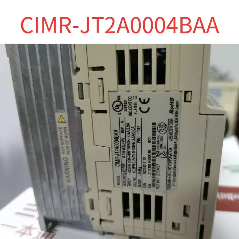 리퍼 인버터 CIMR-JT2A0004BAA OK 0.75KW 0.4KW 220V